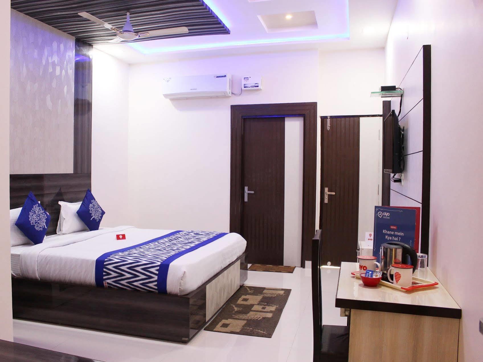 Oyo 3202 Hotel Gayatri Residency Agra  Exterior foto
